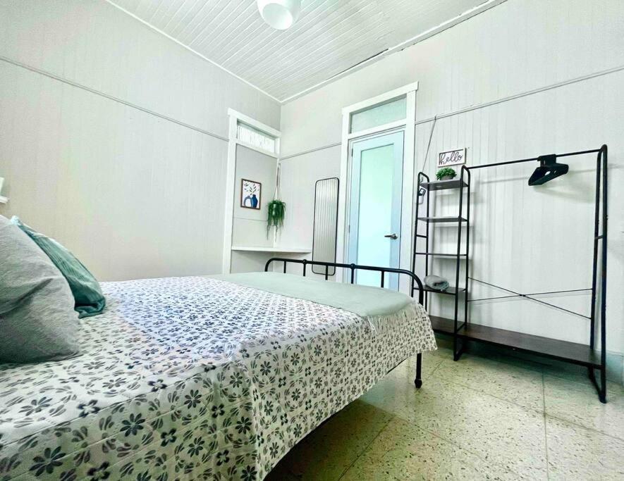New! Antique House At Ponce Villa Екстериор снимка